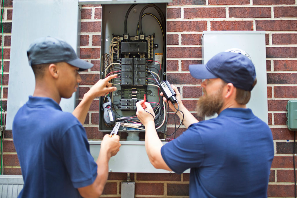 When To Call An Electrician For An Electrical Panel Upgrade