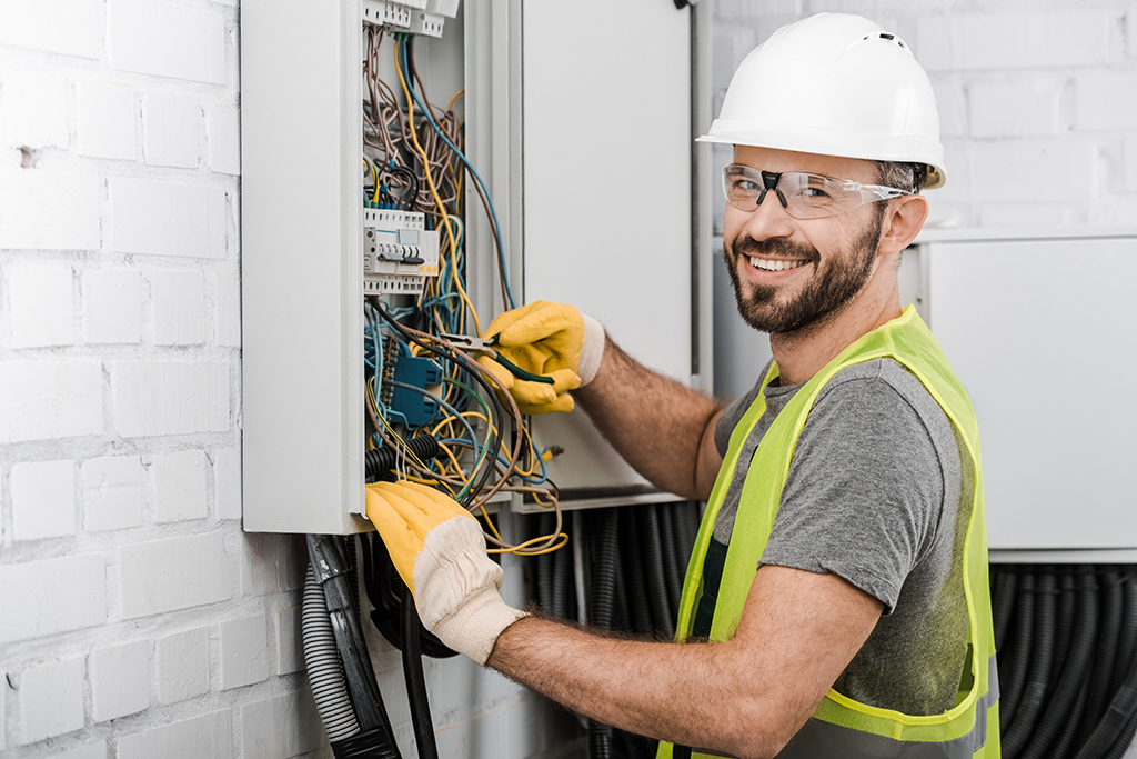The Benefits Of Hiring Electrical Contractors | Wilmington, NC