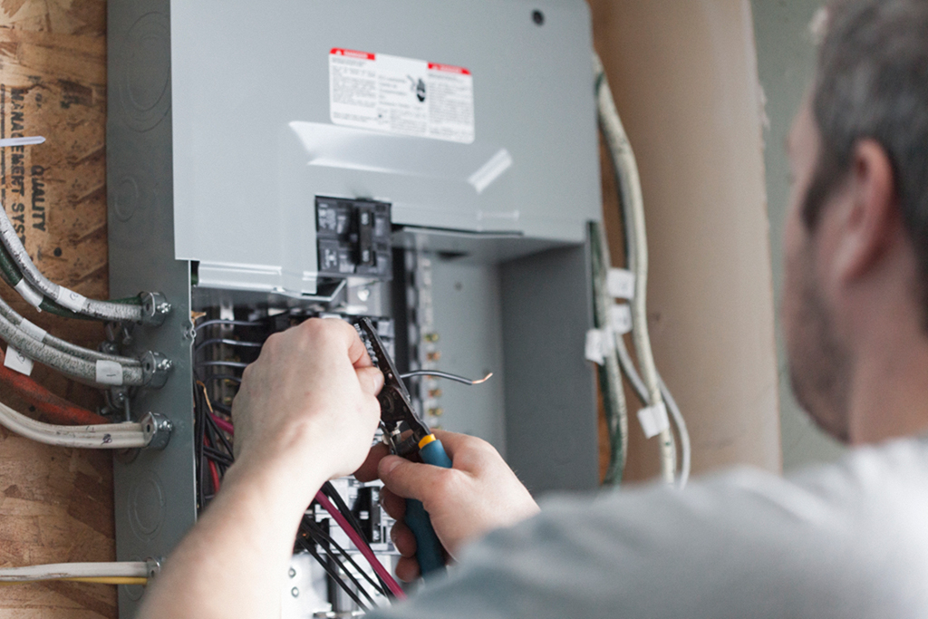 Call An Electrician And Get Ready For The Winter | Wilmington, NC