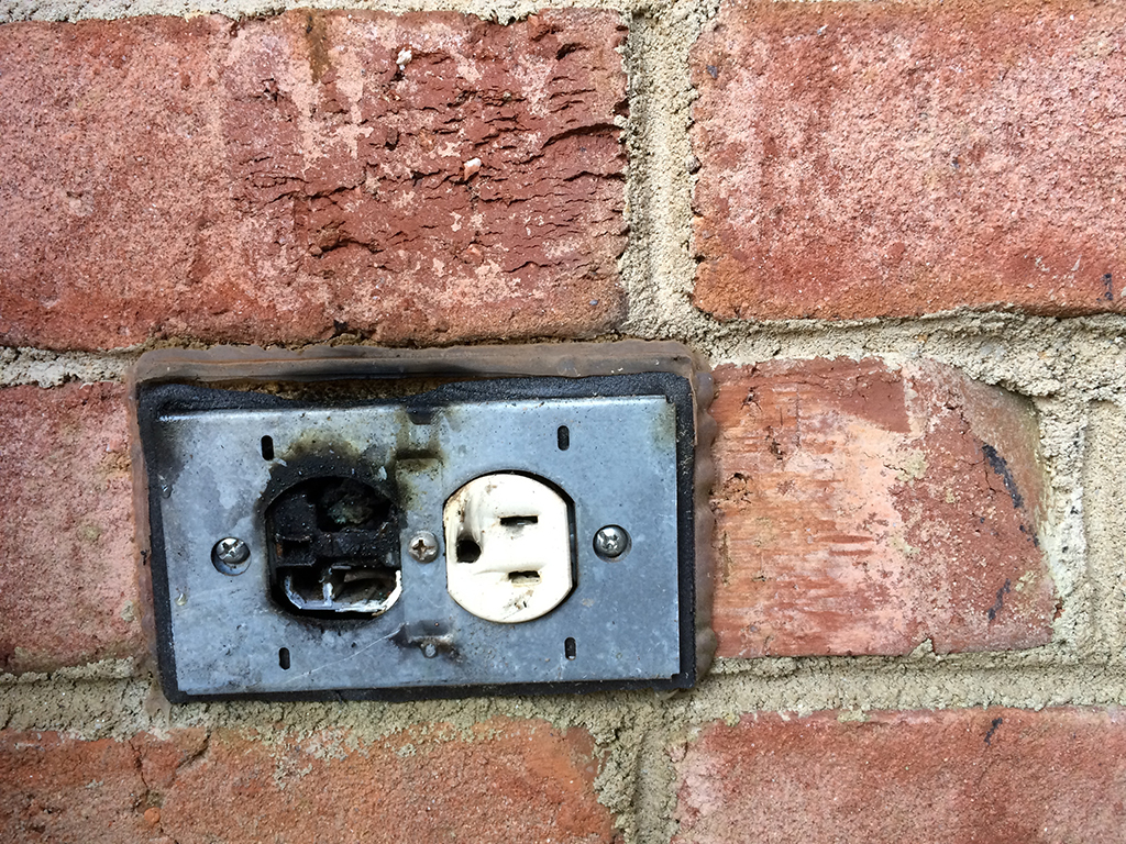Do You Need An Emergency Electrician? | Wilmington, NC