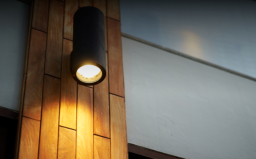 Great Lighting Ideas: Things To Consider Before Having An Electrician Install Outdoor Lights | Wilmington, NC